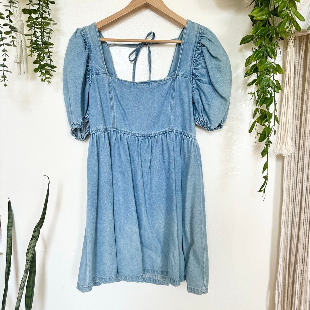 F21 Denim Chambray Puff Square Neck Sleeve Milkmaid Baby Doll Peasant Mini Dress